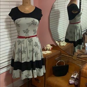 Effie’s Heart Carrot-print Dress